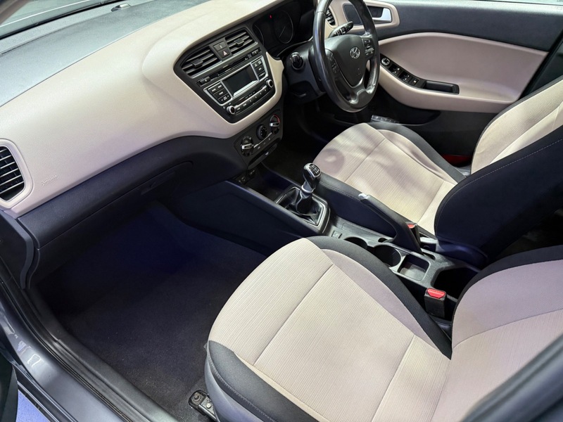 Used Hyundai i20 2015 for sale - 76836734: Photo 21