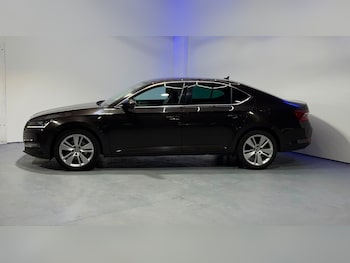 Used Skoda Superb 2020 for sale - 76185850: Photo