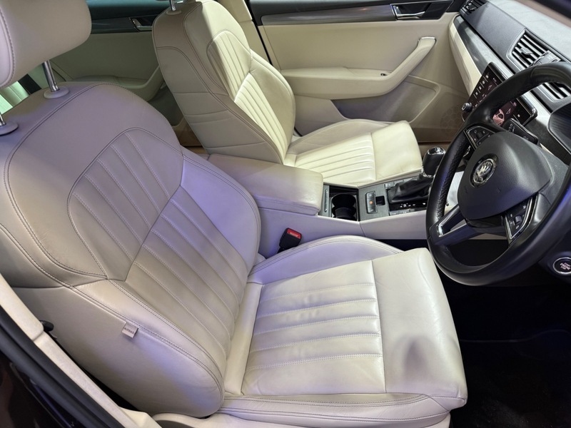 Used Skoda Superb 2020 for sale - 76185850: Photo 9
