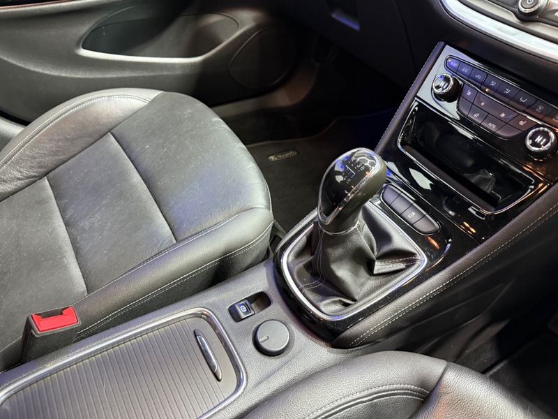 Used Vauxhall Astra 2018 for sale - 76357155: Photo 12