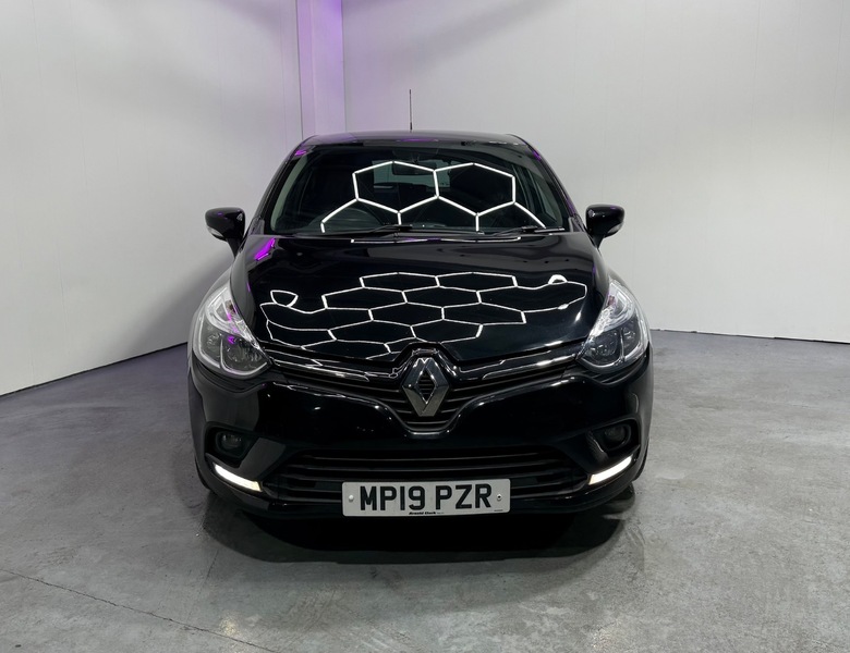 Used Renault Clio 2019 for sale - 77609617: Photo 2
