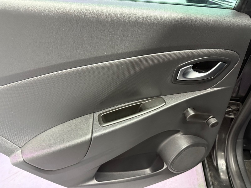 Used Renault Clio 2019 for sale - 77609617: Photo 24