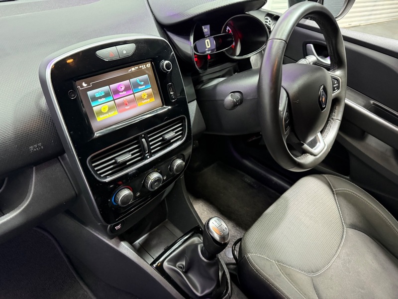 Used Renault Clio 2019 for sale - 77609617: Photo 27