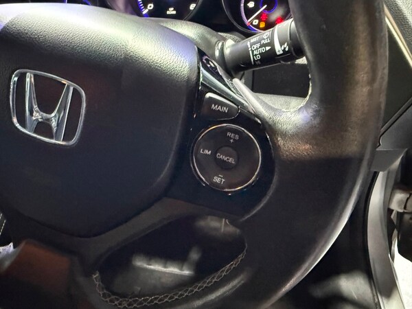 Used Honda Civic 2014 for sale - 76211027: Photo 16