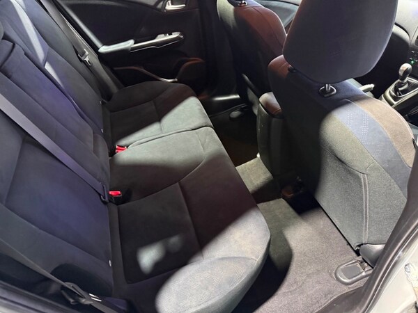 Used Honda Civic 2014 for sale - 76211027: Photo 17