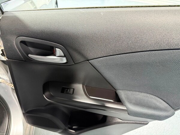 Used Honda Civic 2014 for sale - 76211027: Photo 19