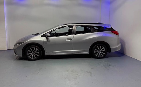 Used Honda Civic 2014 for sale - 76211027: Photo 5