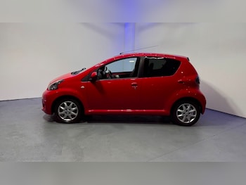 Used Toyota AYGO 2013 for sale - 76119445: Photo