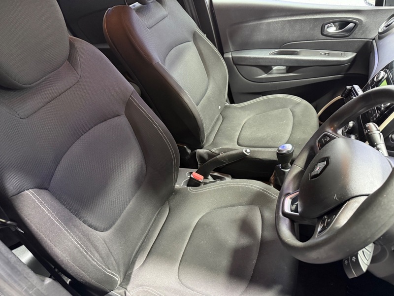 Used Renault Captur 2018 for sale - 76740889: Photo 10