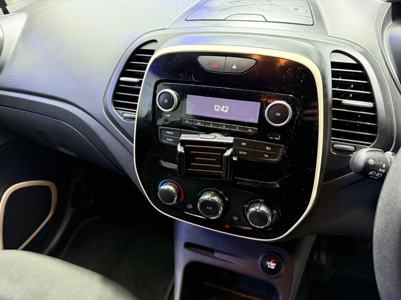 Used Renault Captur 2018 for sale - 76740889: Photo 15