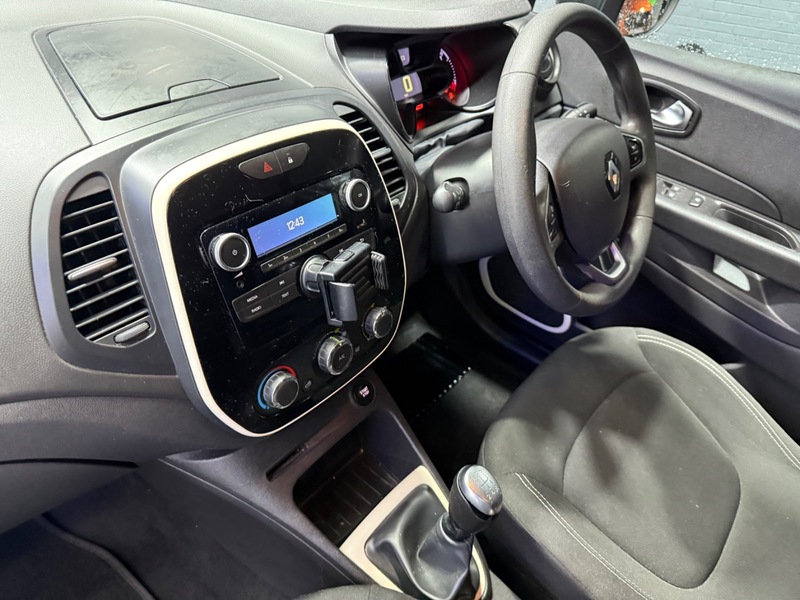 Used Renault Captur 2018 for sale - 76740889: Photo 26