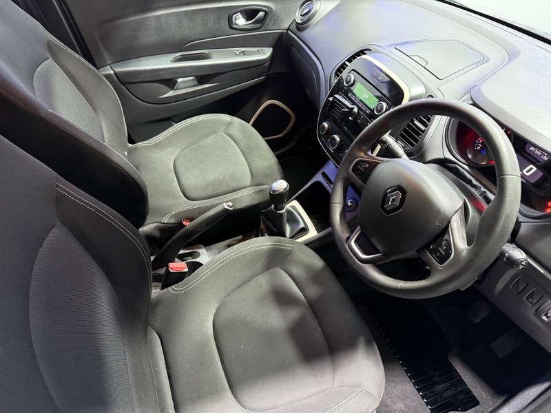 Used Renault Captur 2018 for sale - 76740889: Photo 9