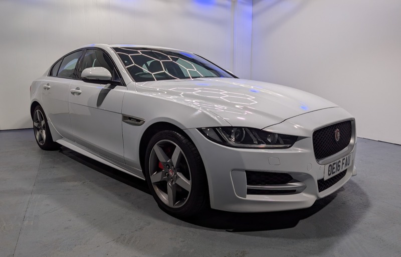 Used Jaguar XE 2016 for sale - 76510464: Photo 1