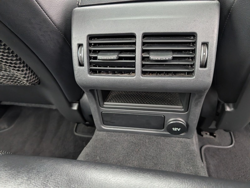 Used Jaguar XE 2016 for sale - 76510464: Photo 37