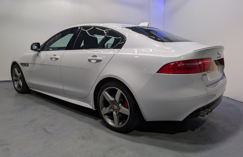Used Jaguar XE 2016 for sale - 76510464: Photo 6