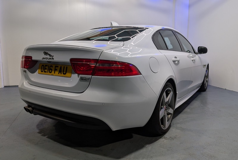 Used Jaguar XE 2016 for sale - 76510464: Photo 8