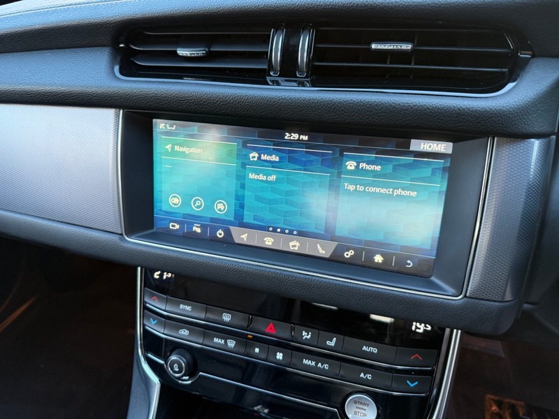 Used Jaguar XF 2019 for sale - 76836733: Photo 16