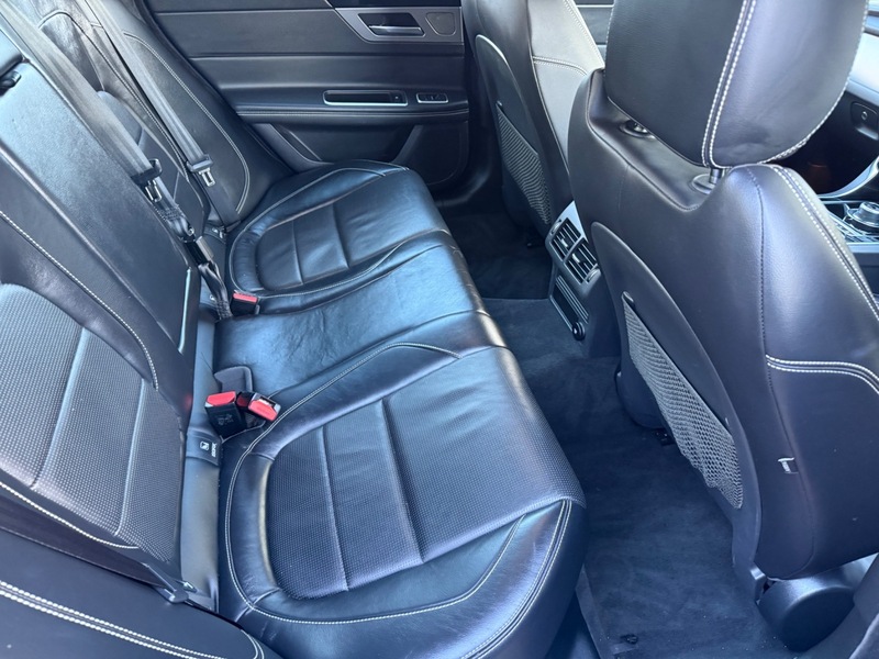 Used Jaguar XF 2019 for sale - 76836733: Photo 19