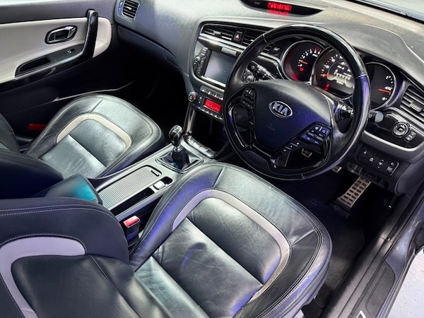 Used Kia Ceed 2015 for sale - 76211029: Photo 9
