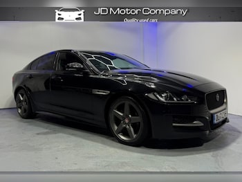 Used Jaguar XE 2017 for sale - 75574238: Photo