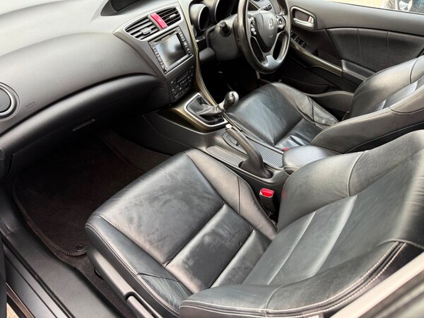 Used Honda Civic 2014 for sale - 76197339: Photo 23