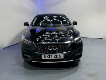 Used Infiniti Q30 2017 for sale - 79234093: Photo