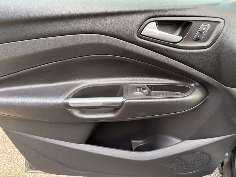 Used Ford Kuga 2014 for sale - 77594966: Photo 31