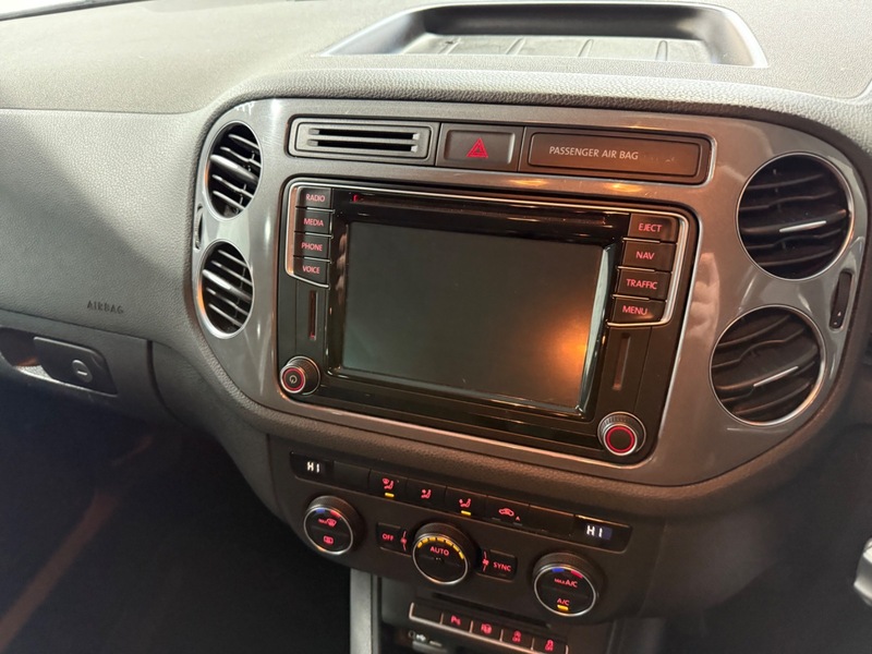 Used Volkswagen Tiguan 2015 for sale - 76751522: Photo 15