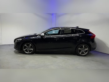 Used Volvo V40 2015 for sale - 78739004: Photo