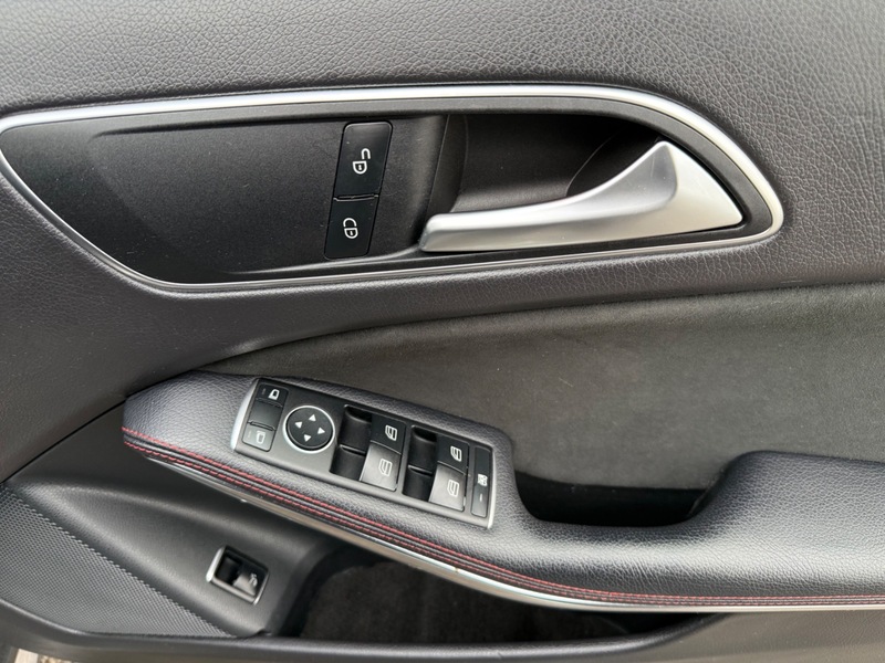 Used Mercedes-Benz GLA 2019 for sale - 76454922: Photo 11