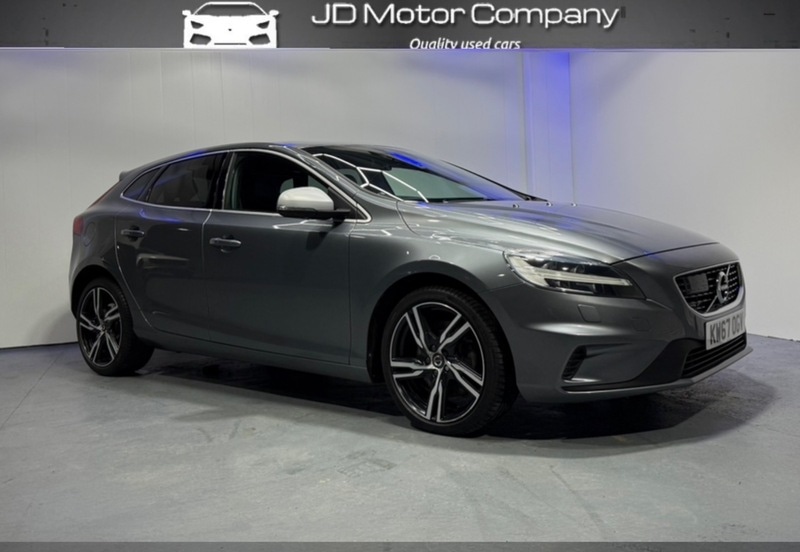 Used Volvo V40 2017 for sale - 76057165: Photo 1