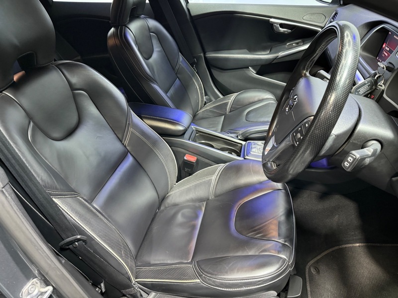 Used Volvo V40 2017 for sale - 76057165: Photo 10