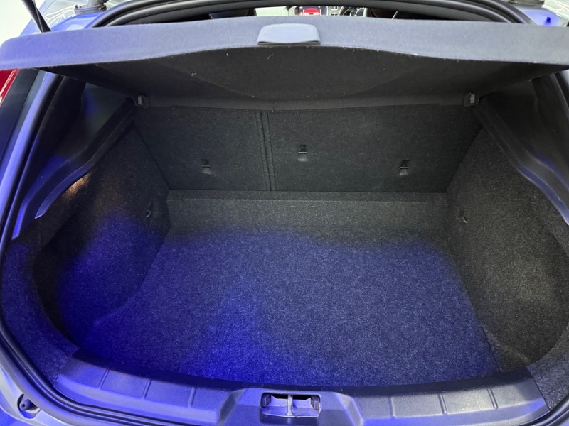 Used Volvo V40 2017 for sale - 76057165: Photo 24