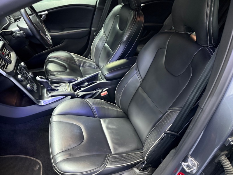 Used Volvo V40 2017 for sale - 76057165: Photo 28