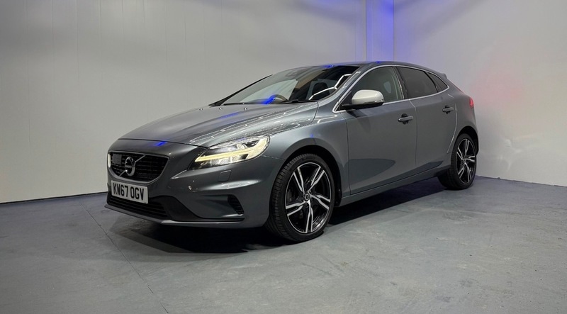 Used Volvo V40 2017 for sale - 76057165: Photo 3