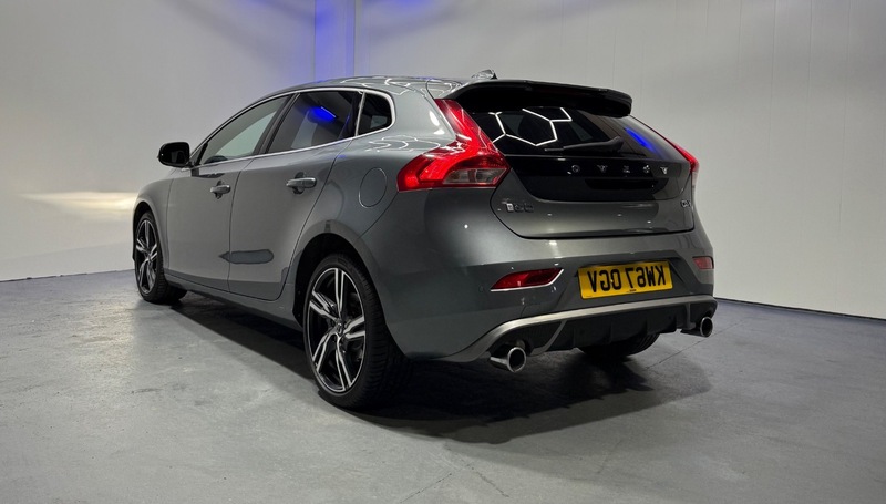 Used Volvo V40 2017 for sale - 76057165: Photo 6