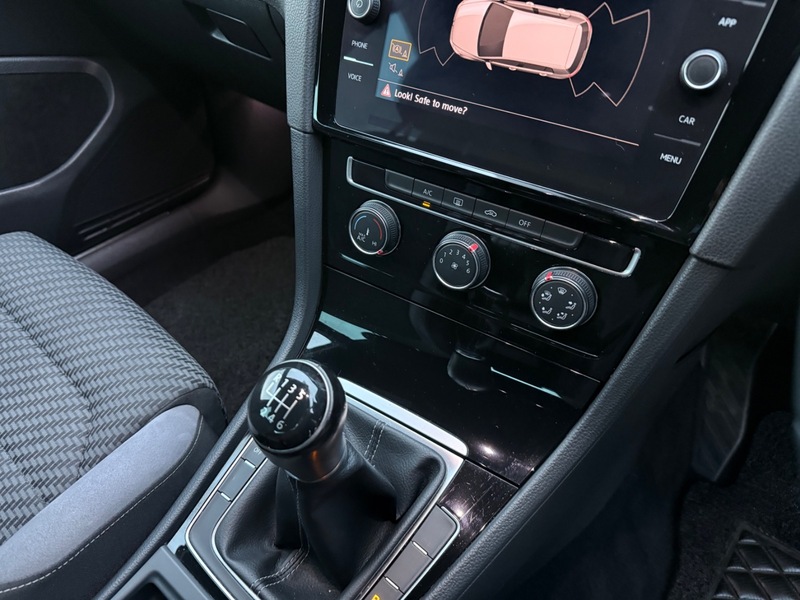 Used Volkswagen Golf 2018 for sale - 76482624: Photo 18