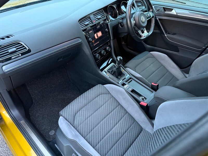 Used Volkswagen Golf 2018 for sale - 76482624: Photo 27