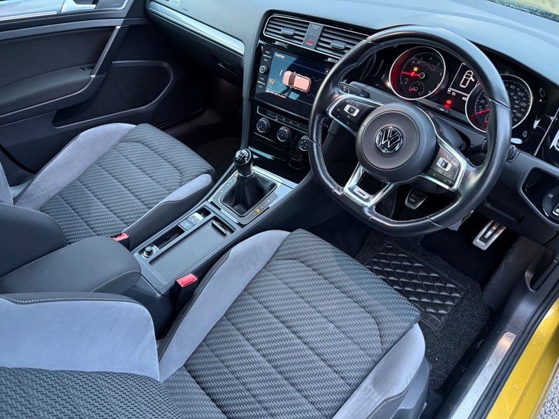 Used Volkswagen Golf 2018 for sale - 76482624: Photo 9