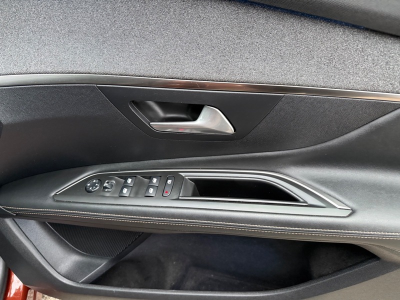 Used Peugeot 3008 2019 for sale - 76547399: Photo 16