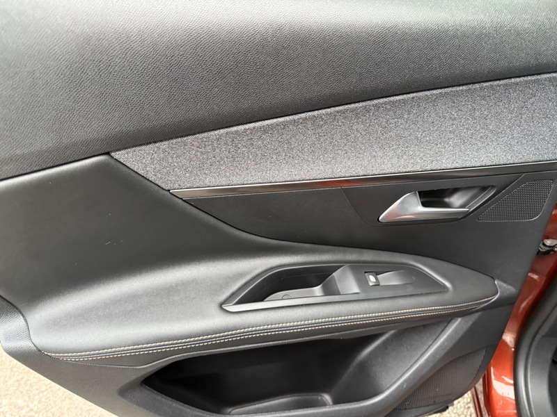 Used Peugeot 3008 2019 for sale - 76547399: Photo 24