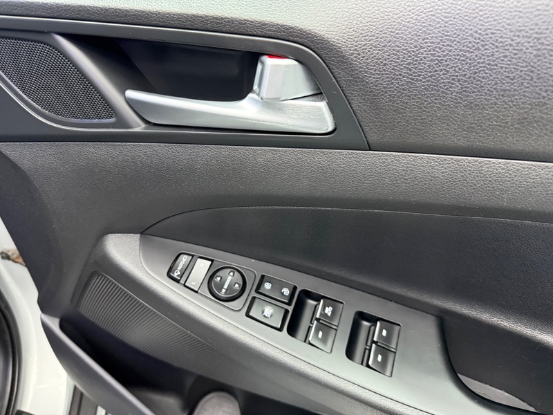 Used Hyundai TUCSON 2016 for sale - 75974724: Photo 11