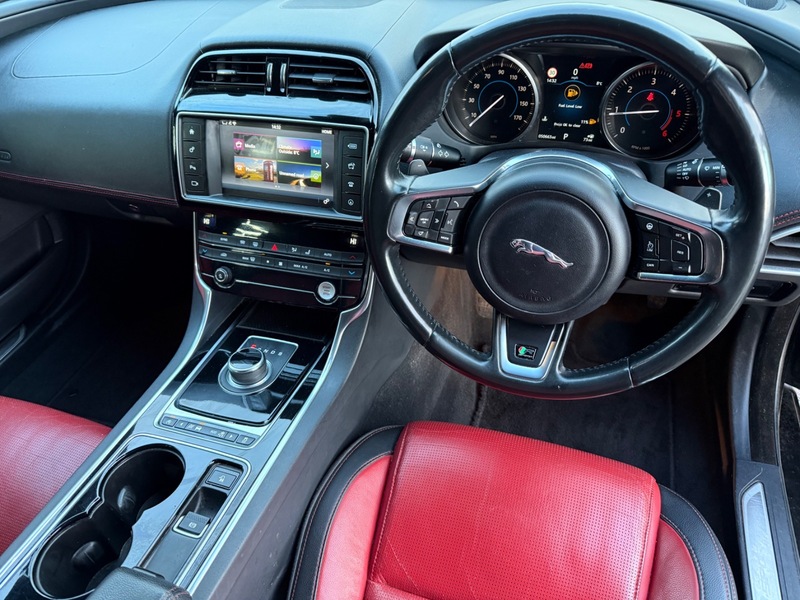 Used Jaguar XE 2016 for sale - 76655562: Photo 12