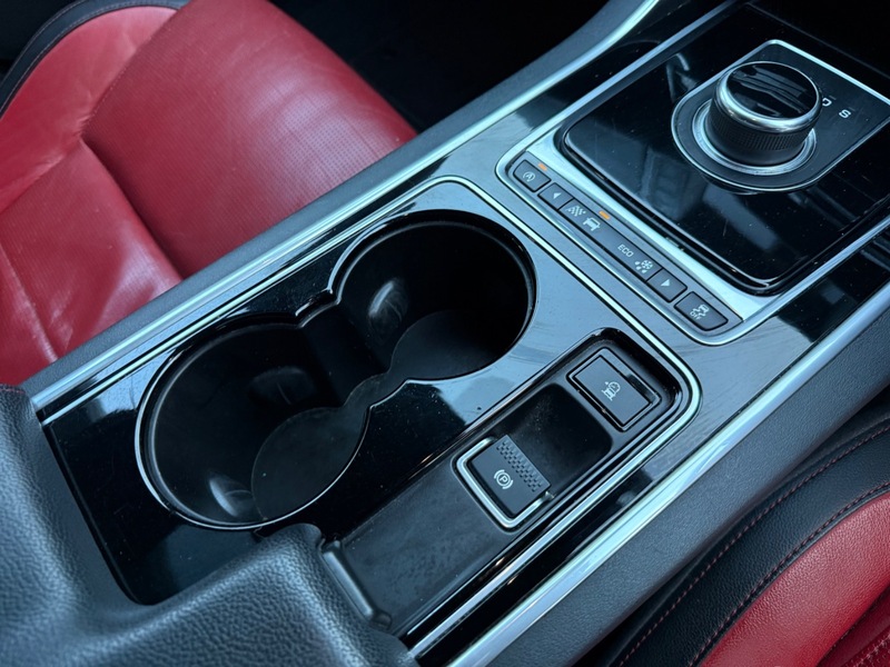 Used Jaguar XE 2016 for sale - 76655562: Photo 15