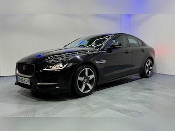 Used Jaguar XE 2016 for sale - 76655562: Photo