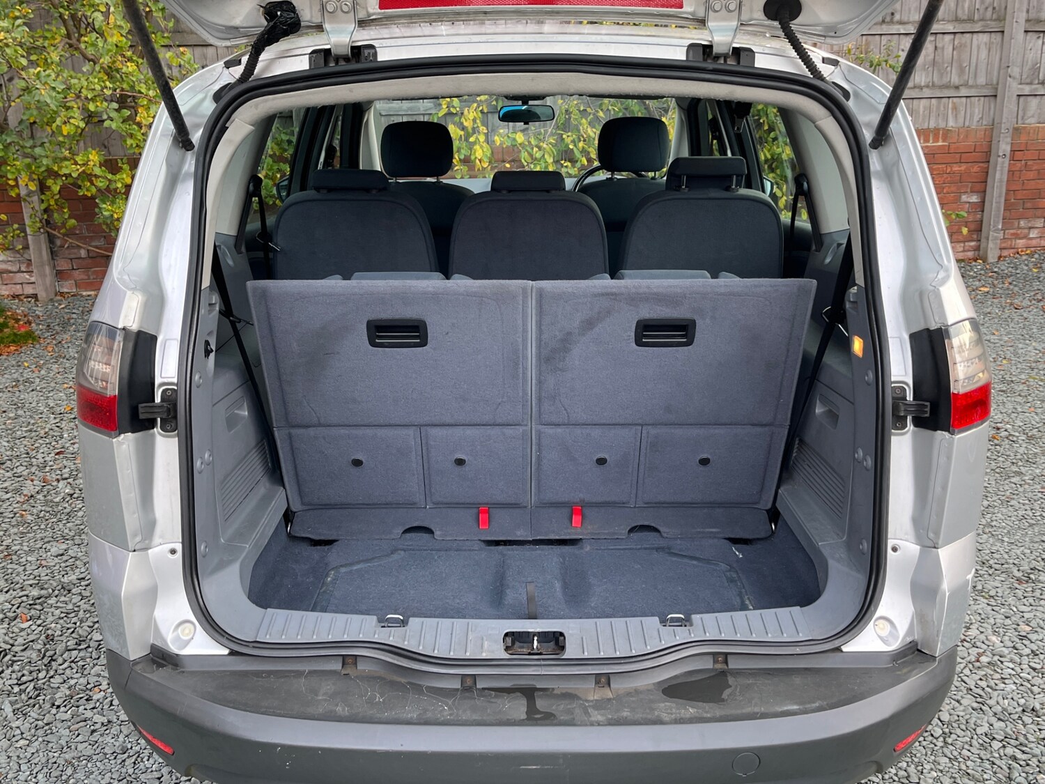 Used Ford S-Max 2009 for sale - 76411973: Photo 18