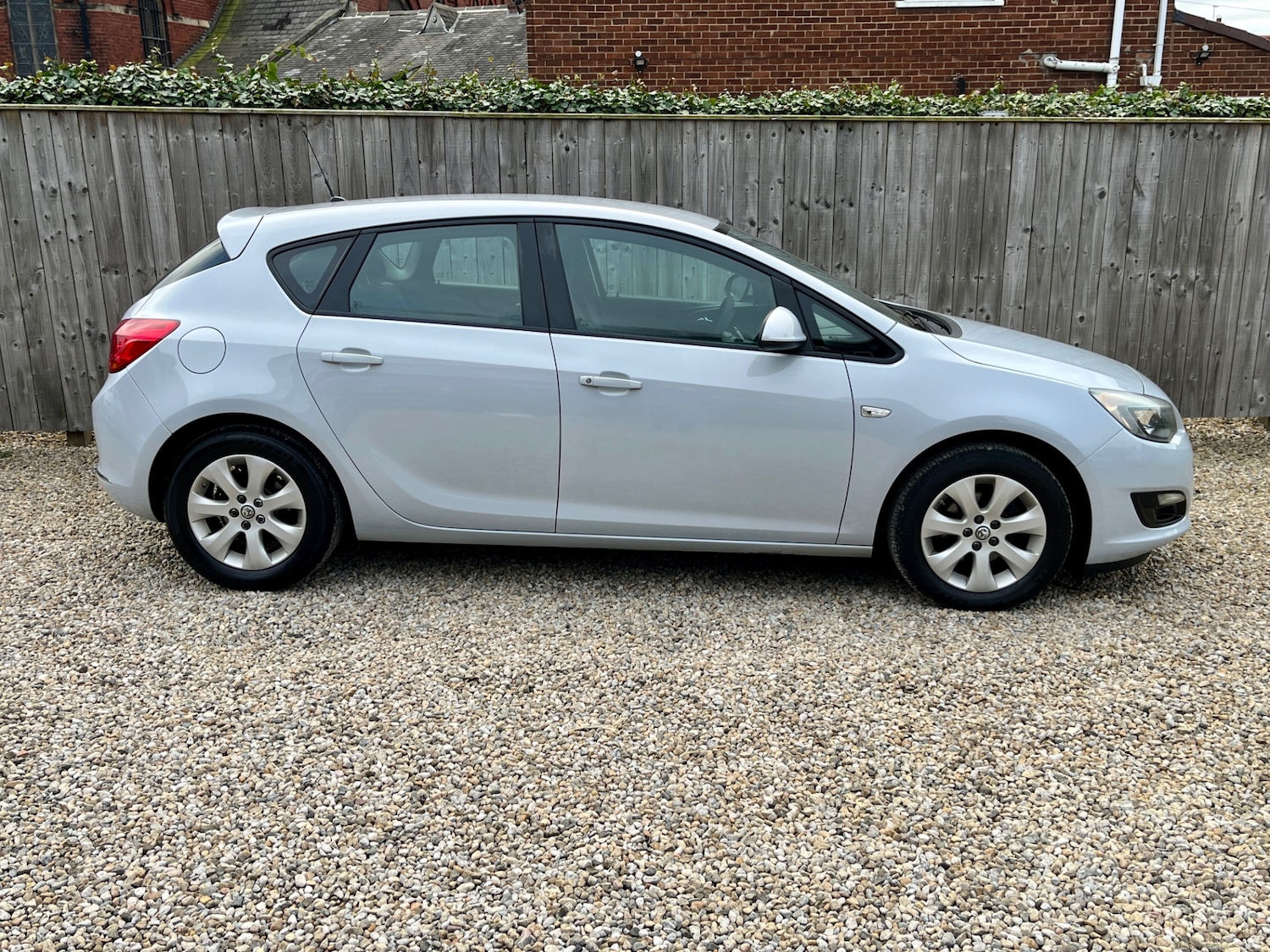 Used Vauxhall Astra 2014 for sale - 77700923: Photo 6