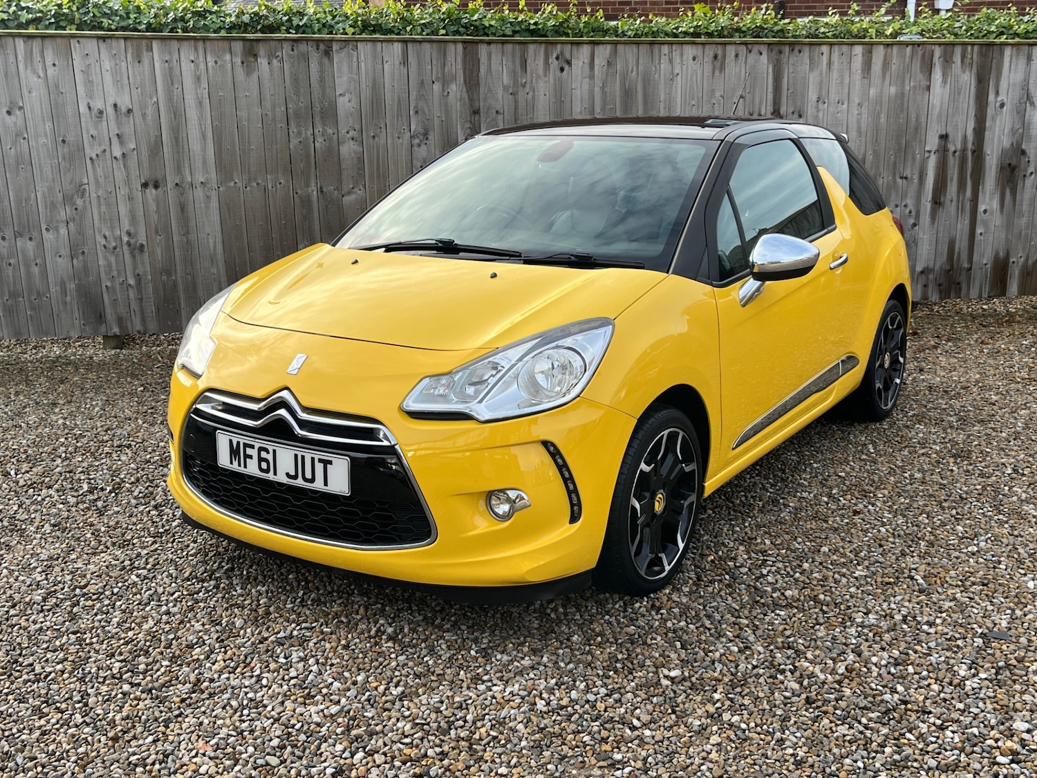 Used Citroen DS3 2011 for sale - 76651001: Photo 1