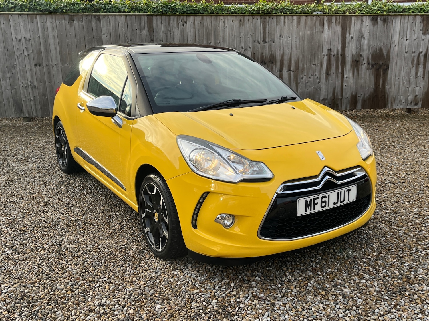 Used Citroen DS3 2011 for sale - 76651001: Photo 4