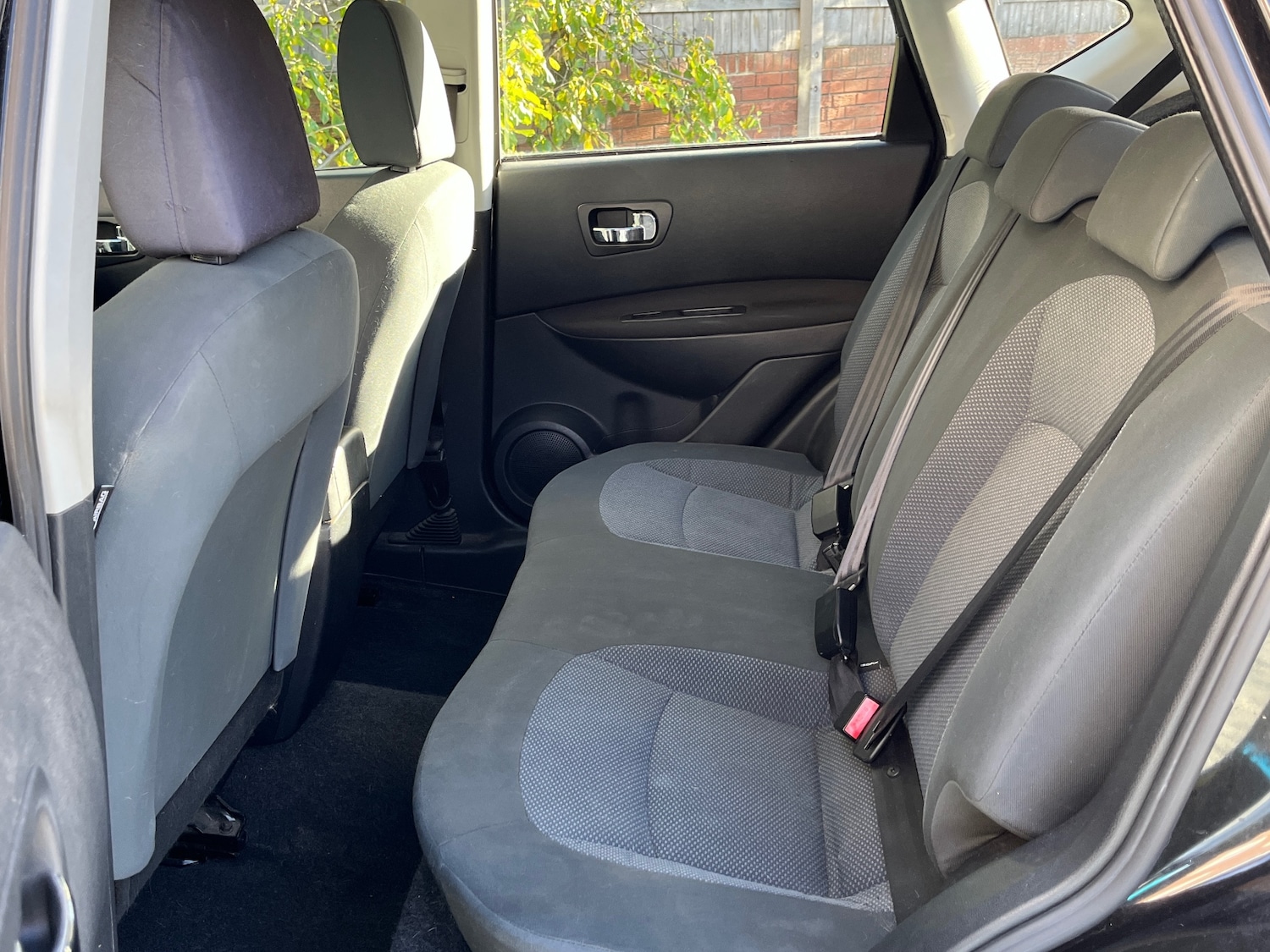 Used Nissan Qashqai 2010 for sale - 76391263: Photo 16